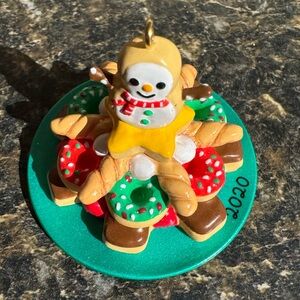 2020 Hallmark Keepsake Ornament Season’s Treatings